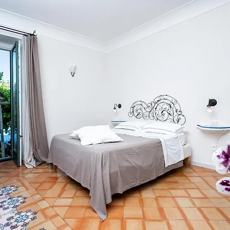 Bed & Breakfast Ercole Di 4*